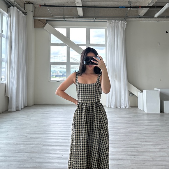 Princess Polly Dresses & Skirts - Princess Polly Black and Cream Checkered Maxi Dress